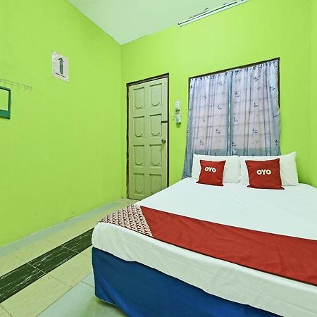 Oyo 90454 Haza Harmoni Guesthouse โกตาบารู ภายนอก รูปภาพ