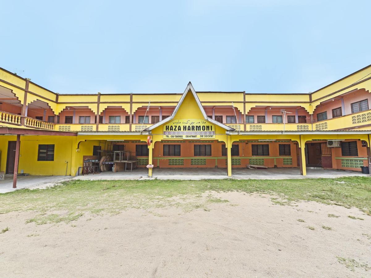 Oyo 90454 Haza Harmoni Guesthouse โกตาบารู ภายนอก รูปภาพ