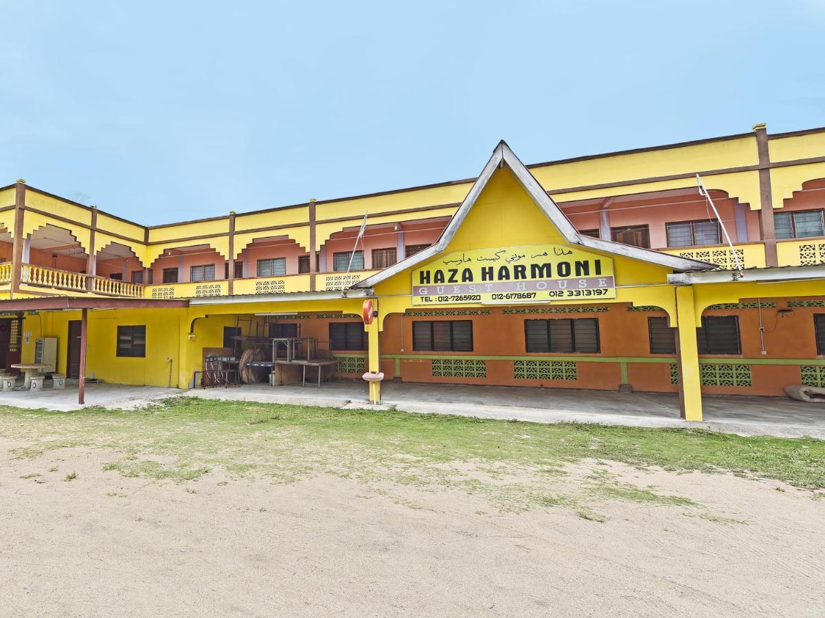 Oyo 90454 Haza Harmoni Guesthouse โกตาบารู ภายนอก รูปภาพ