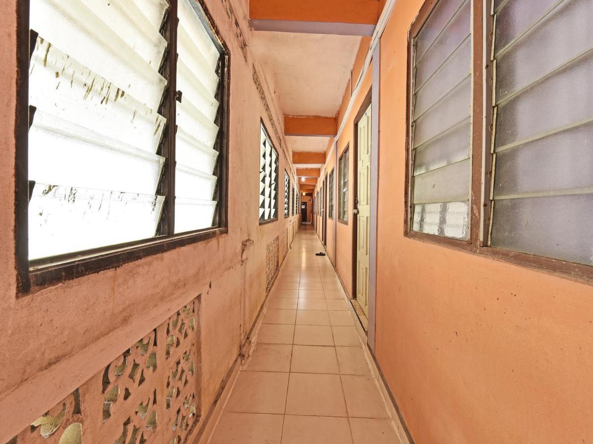 Oyo 90454 Haza Harmoni Guesthouse โกตาบารู ภายนอก รูปภาพ