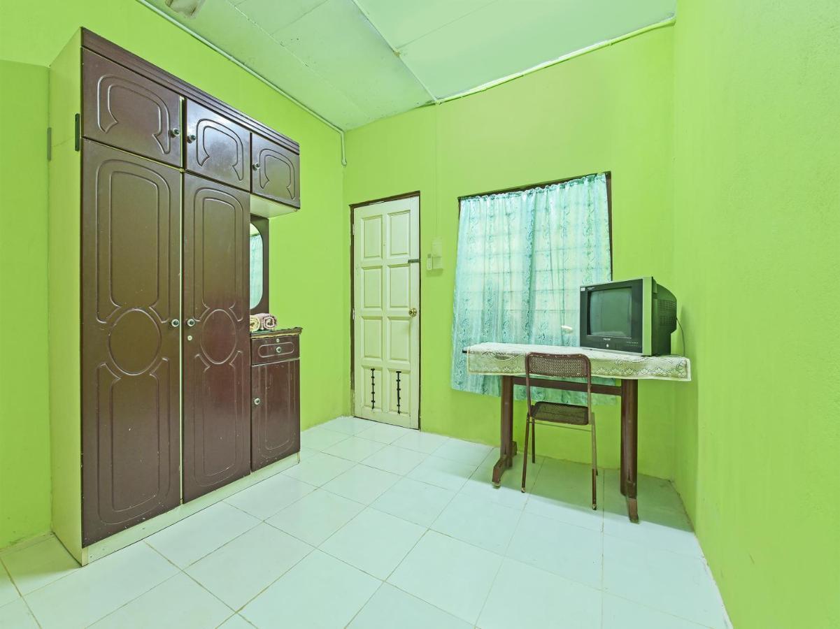 Oyo 90454 Haza Harmoni Guesthouse โกตาบารู ภายนอก รูปภาพ