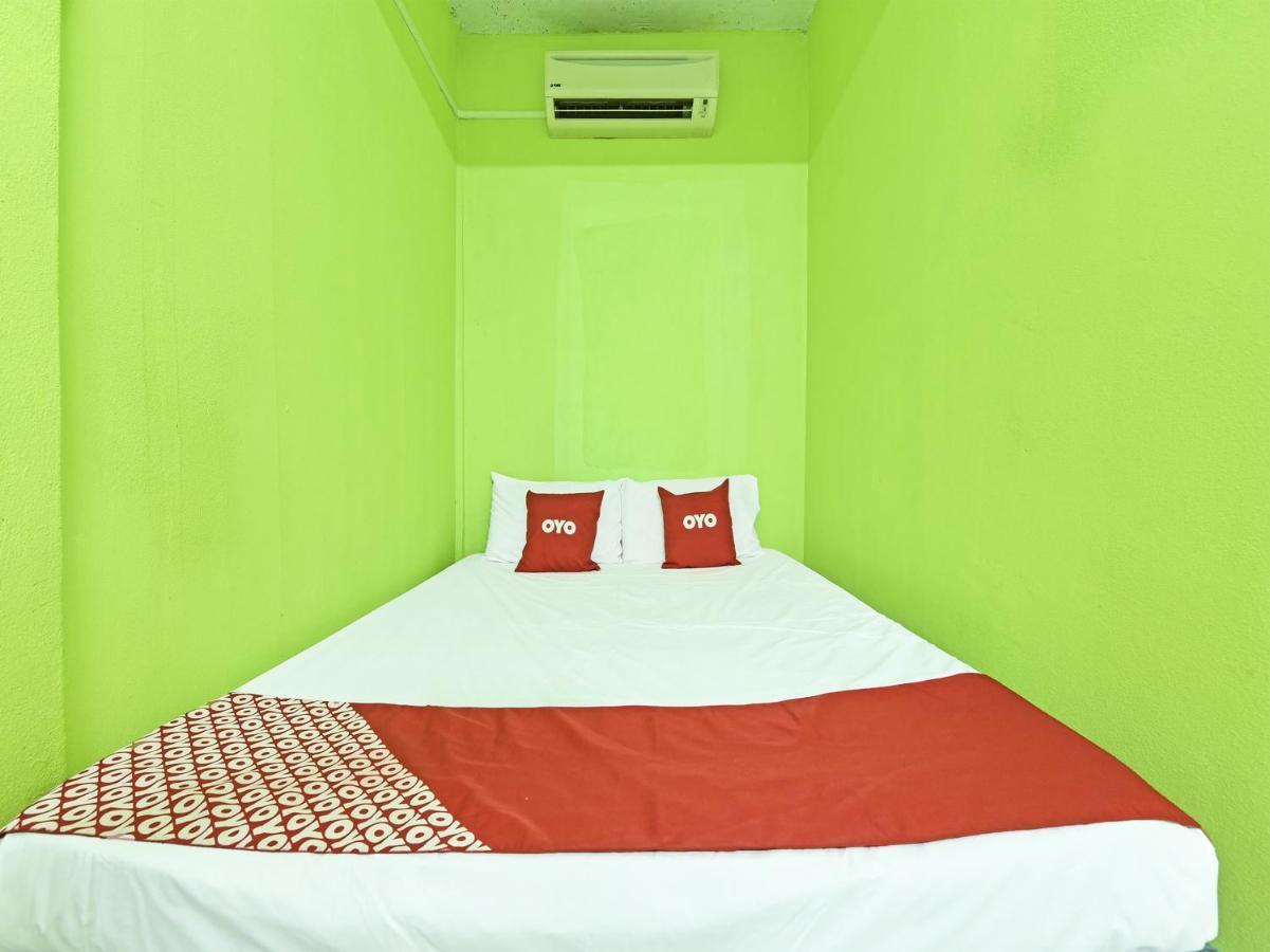 Oyo 90454 Haza Harmoni Guesthouse โกตาบารู ภายนอก รูปภาพ