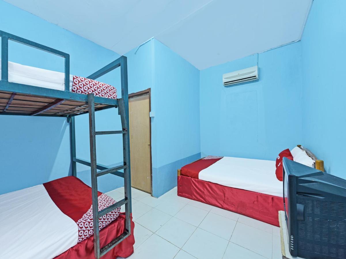 Oyo 90454 Haza Harmoni Guesthouse โกตาบารู ภายนอก รูปภาพ