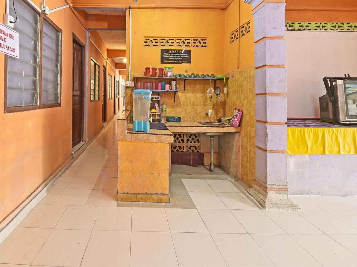 Oyo 90454 Haza Harmoni Guesthouse โกตาบารู ภายนอก รูปภาพ